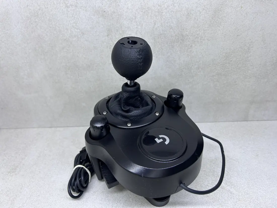 G29, G920 i G923 > Menjac Logitech Driving Force Shifter
