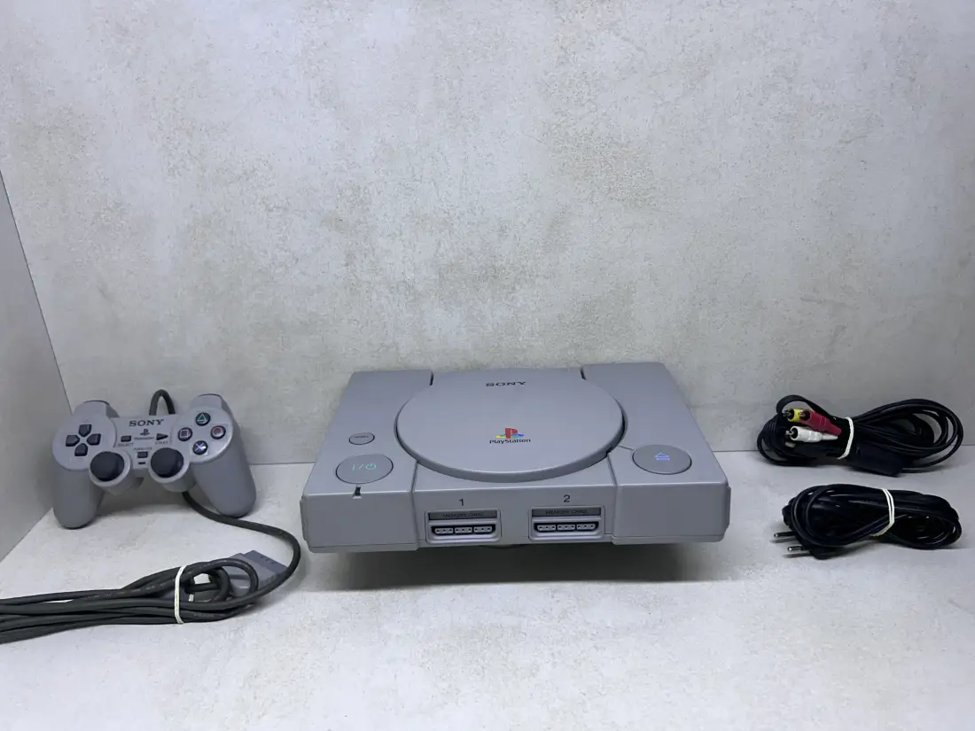 PS1 > 18 CD / 70 igara / PES + Crash …