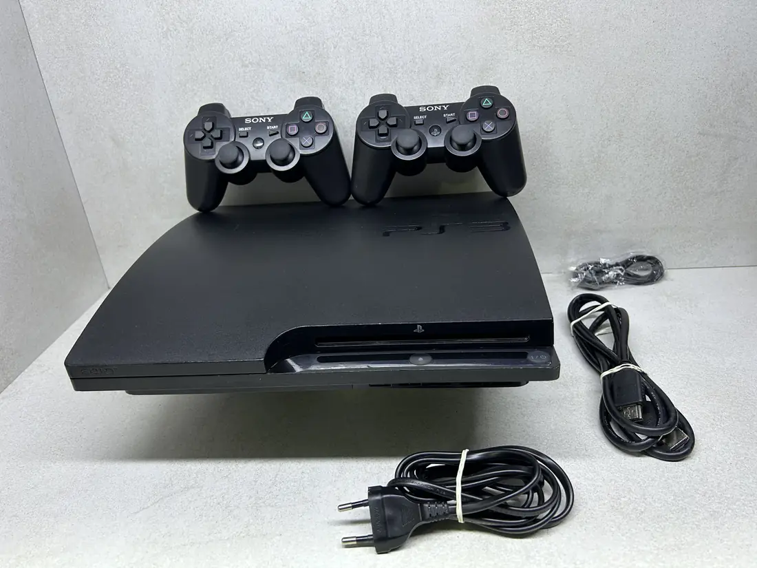 PS3 Slim > 320gb / 25 igara / GTA V + Minecraft … / + Online