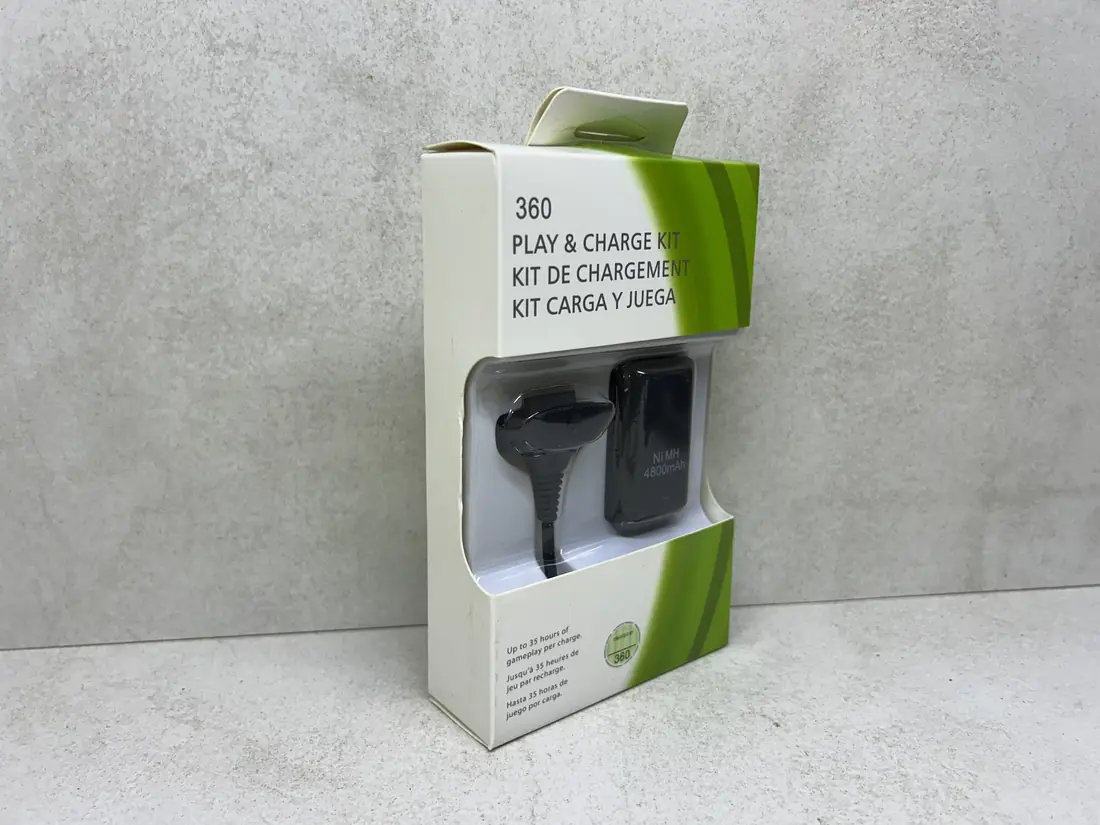 XBOX 360 > Play and Charge Kit / Baterija + Kabal za konzolu