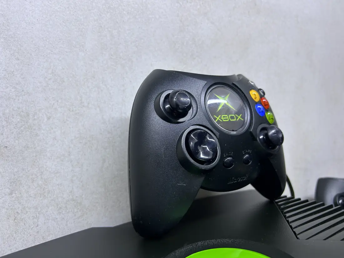 XBOX Classic > + Igra Halo / ODLICNO stanje