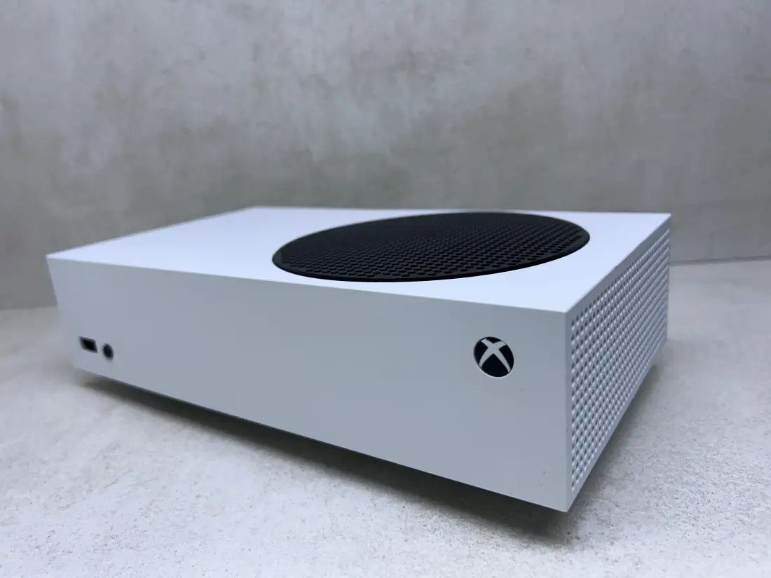 XBOX Series S > 512gb / Fortnite + Roblox … / + Kutija